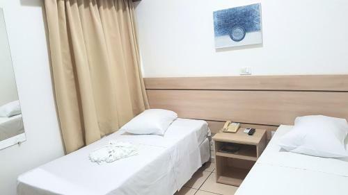 Ellus Hotel