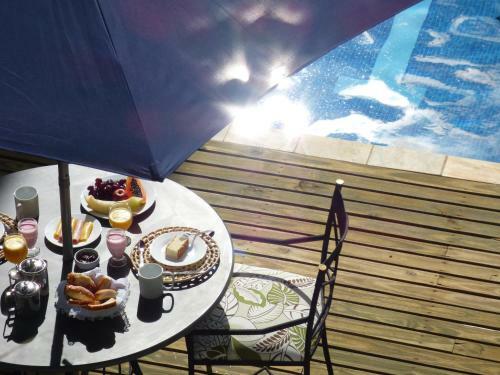 Hostal Feliccit� Pousada