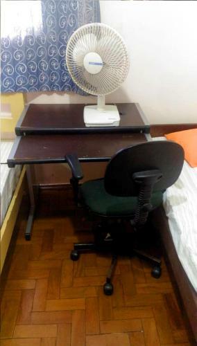 Hostal Hostel Econ�mico Feminino E Casais