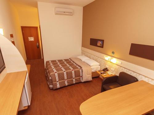 Hotel 10 Goi�nia