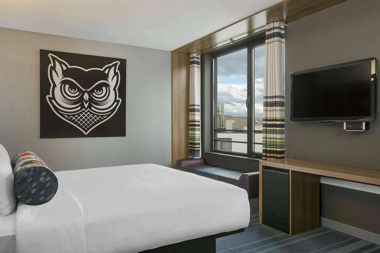 Hotel Aloft Brussels Schuman