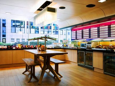 Hotel Aloft Brussels Schuman
