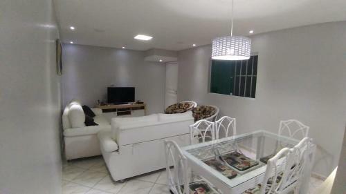 Casa 03 Dorms Pr�x A Praia Da Enseada Com Lazer