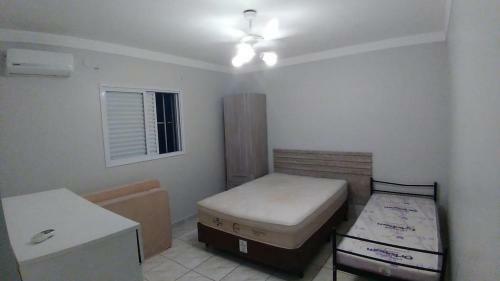Casa 03 Dorms Pr�x A Praia Da Enseada Com Lazer