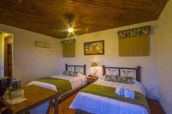 Casa Luna Hotel & Spa