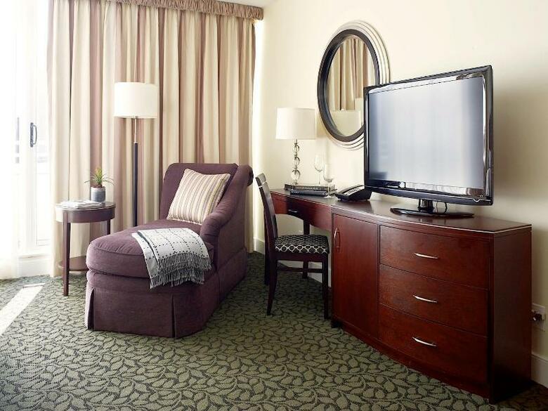 Hotel The Strand