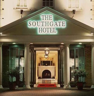 Hotel Mercure Southgate