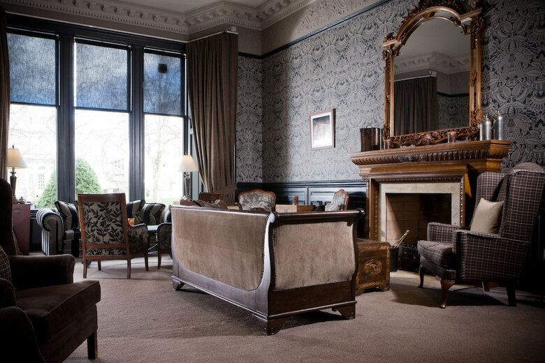 Hotel One Devonshire Gardens