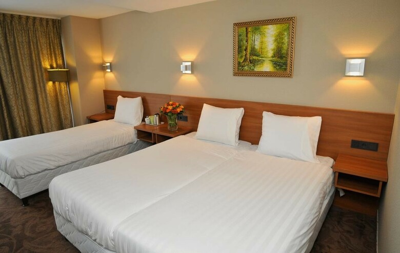 Central Park Hotel