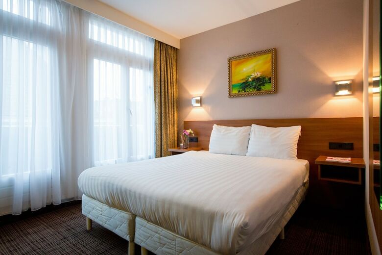 Central Park Hotel