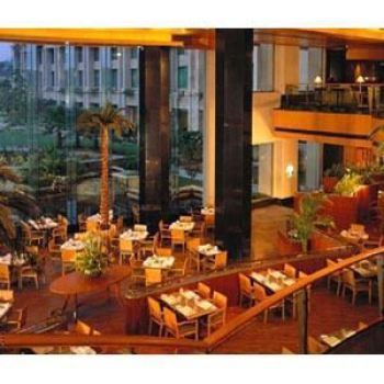 Hotel The Grand