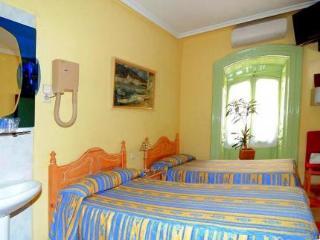 Hostal Plaza D'ort