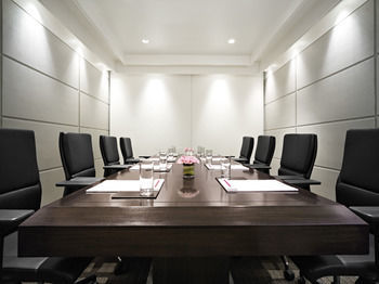 Hotel Vivanta By Taj - President
