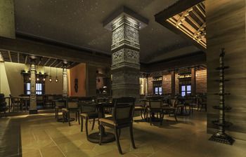 Hotel Vivanta By Taj - President