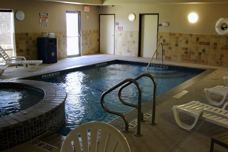 Hotel Comfort Suites North Ih 35