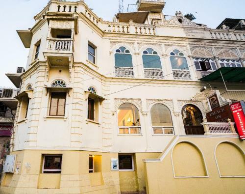 Hotel Palace Of Ganges