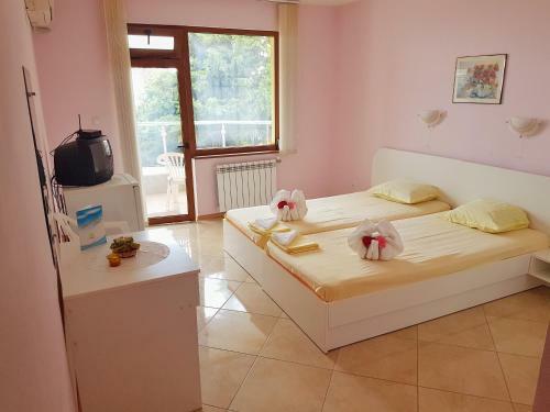 Hostal Guest House Byki