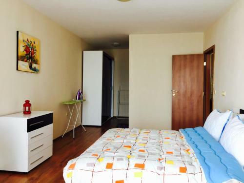 Psb Deluxe Apartments Aheloy