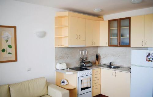 One-bedroom Apartment In Balchik