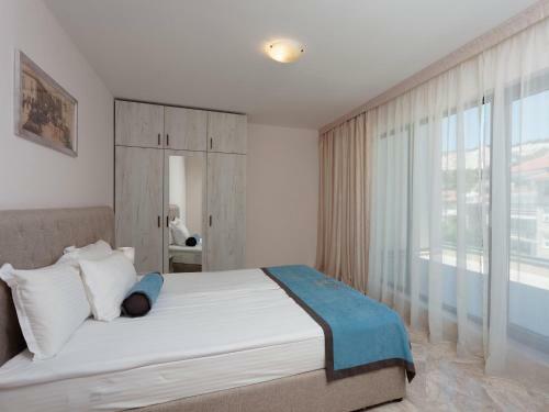 Antik Apartments