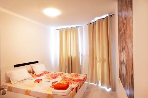 Apartamento Minismart Complex Rainbow Garden And Jacuzzi