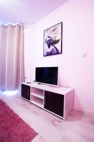 Apartamento Minismart Complex Rainbow Garden And Jacuzzi