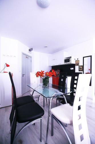 Apartamento Minismart Complex Rainbow Garden And Jacuzzi