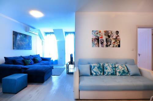 Apartamento Minismart Complex Rainbow Garden And Jacuzzi