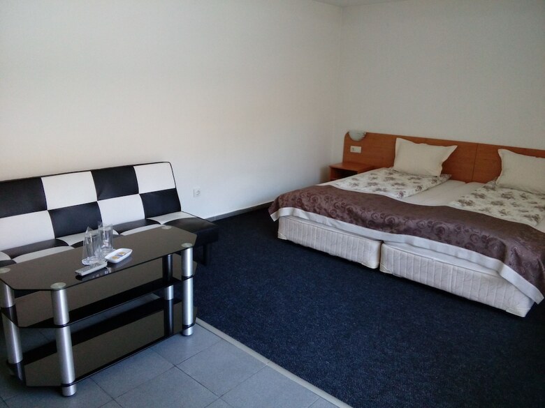 Hostal Guest House Lila