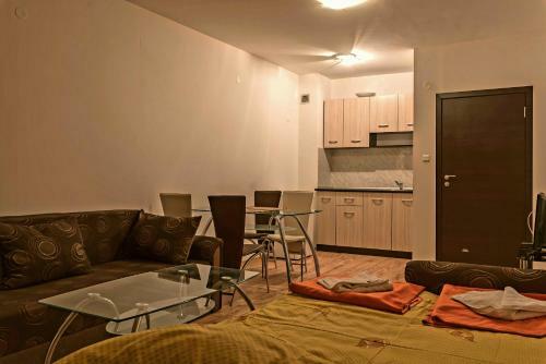 Polaris Inn Aparthotel