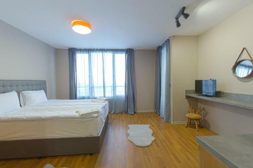 Apartamento Cornelia Deluxe Residence