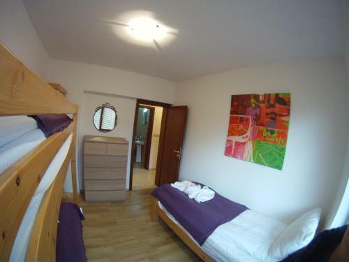 Alexander Services Private Apartment In Top Lodge