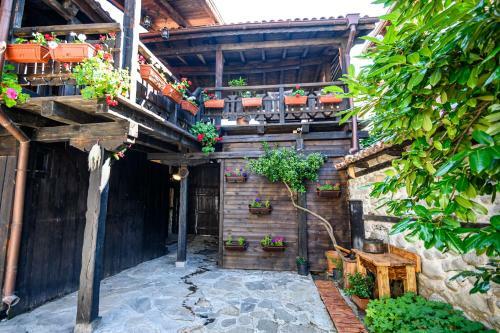 Hostal Banskovilla Zlateva House