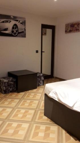 Hostal Banya Guest Rooms 23