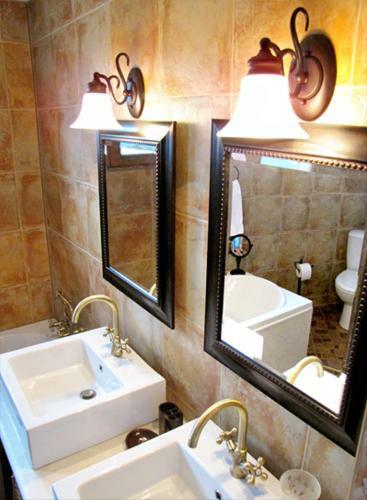 Hostal Castle Cottage Bed & Breakfast