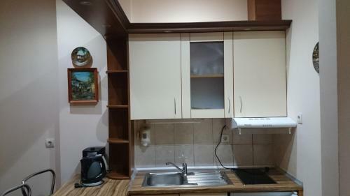 Tes Flora Apartments