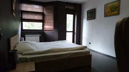 Tes Flora Apartments