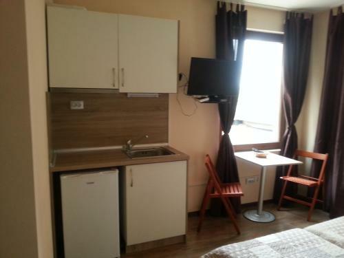 Apartamentos Flora Beach 1