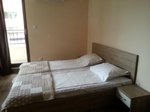 Apartamentos Flora Beach 1