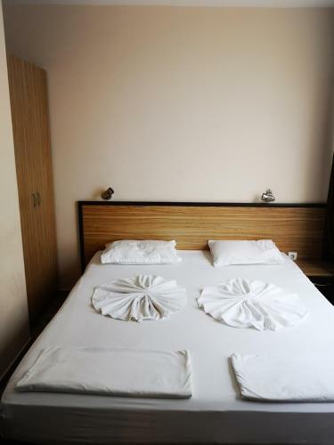 Albergue Hotel Varly Bryag