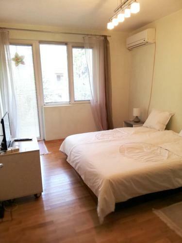 Apartment Yova Burgas Sea