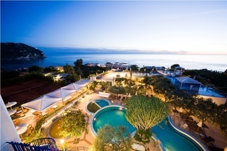 Gattopardo Hotel And B. Farm