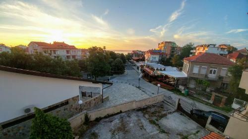 Single Apartment Elit