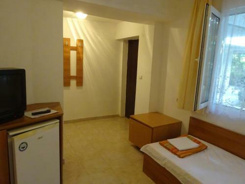 Hostal Guest House Hris