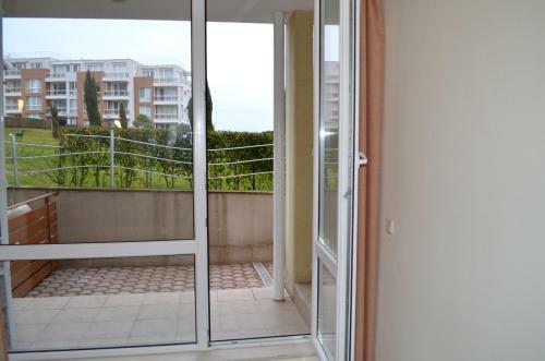 Sunny Island Apartment
