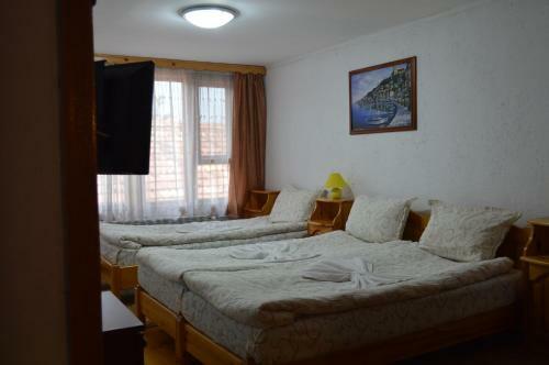 Hostal Baba Dora Guesthouse