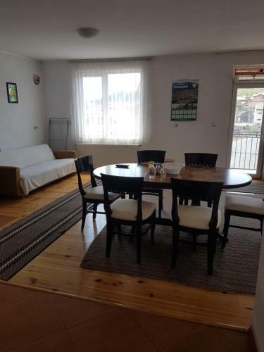 Hostal Yana Guest House