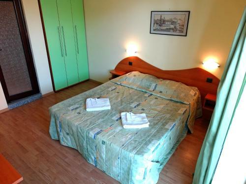 Hostal Golden House Private Aps