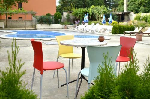 Hostal Golden House Private Aps