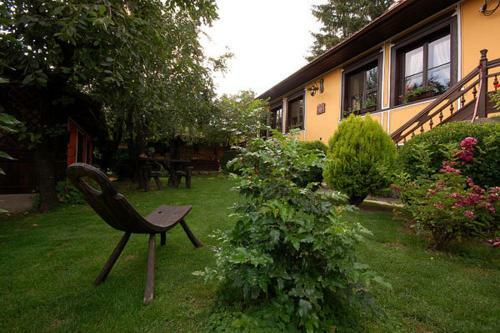 Hostal Encheva Guest House